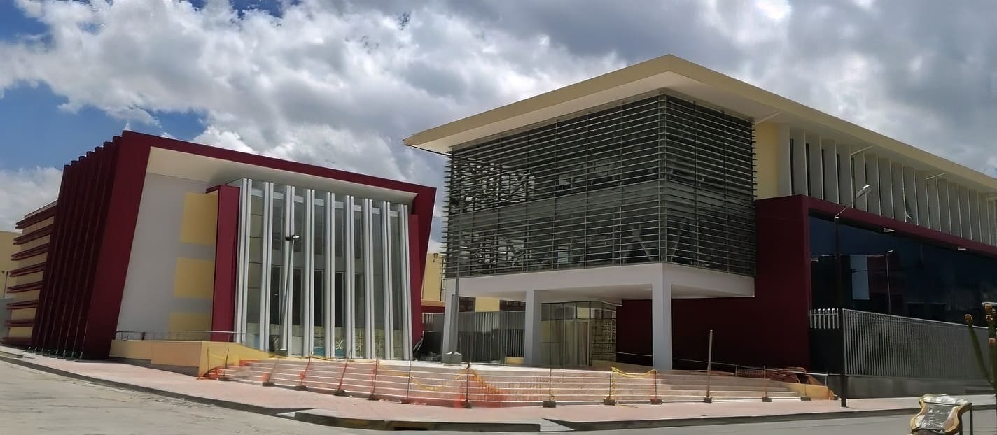 Colegio Santa Isabel en Huancayo